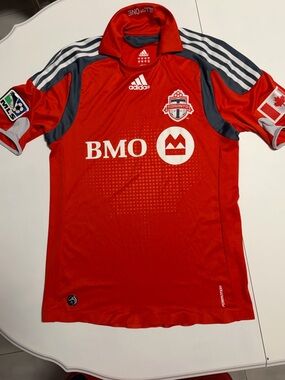 Toronto FC 09/10 football shirt
